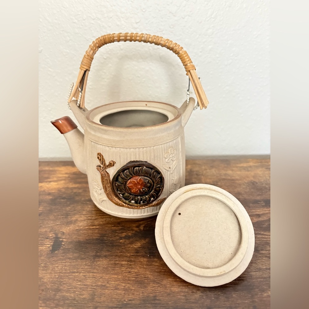 Snail Ceramic Teapot